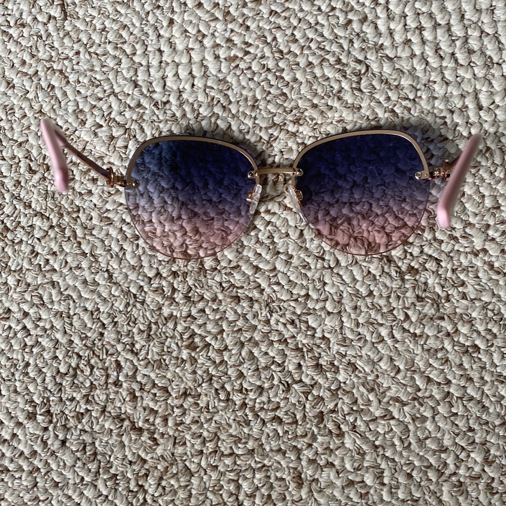 sunglasses